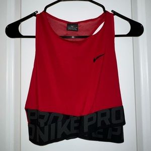 nike pro workout crop tank